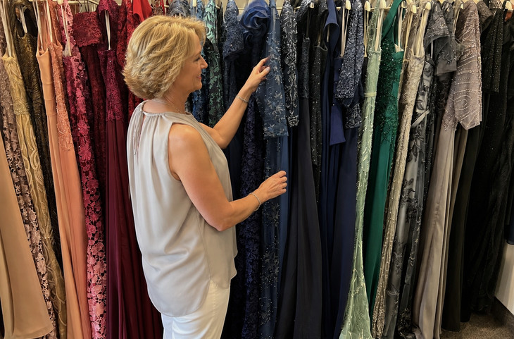 Mother's Dresses In Woodbury MN, Twin Cities | Raffin Bridal Mother's Dresses In Woodbury MN, Twin Cities | Raffin Bridal